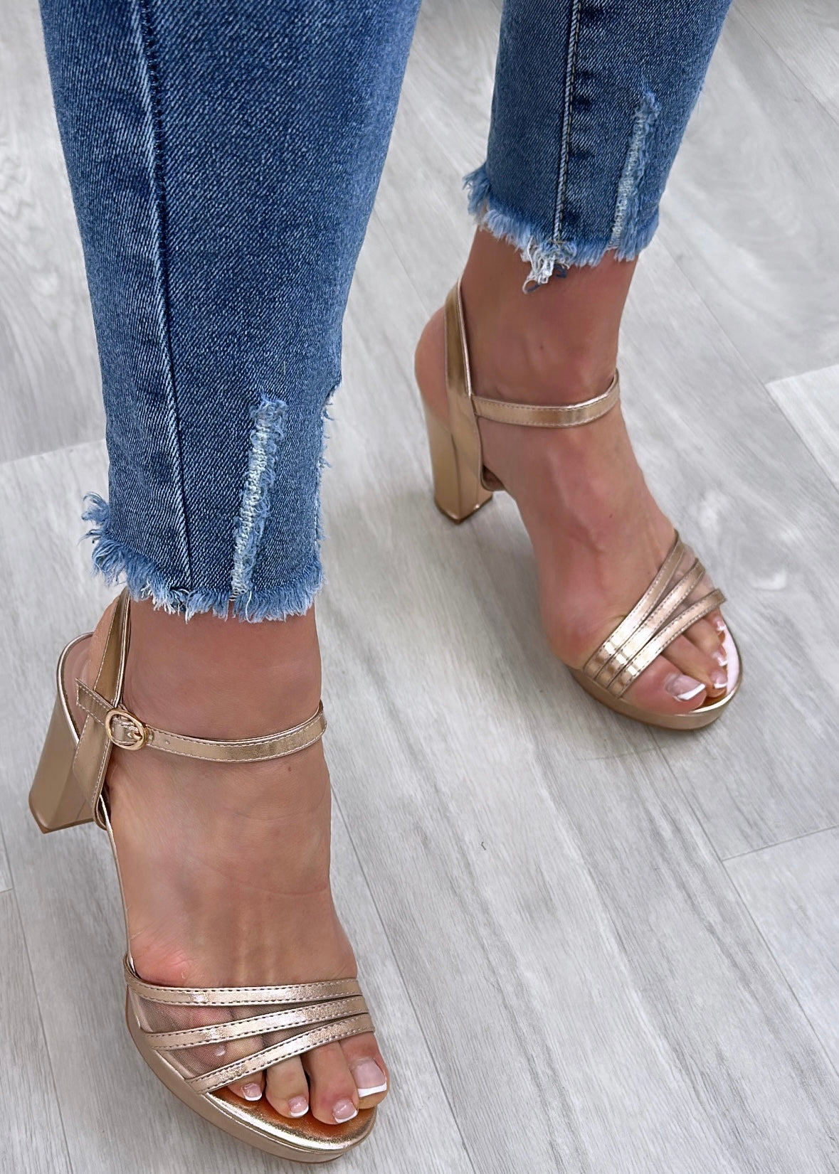 Meliza Gold Platform Strappy Sandals