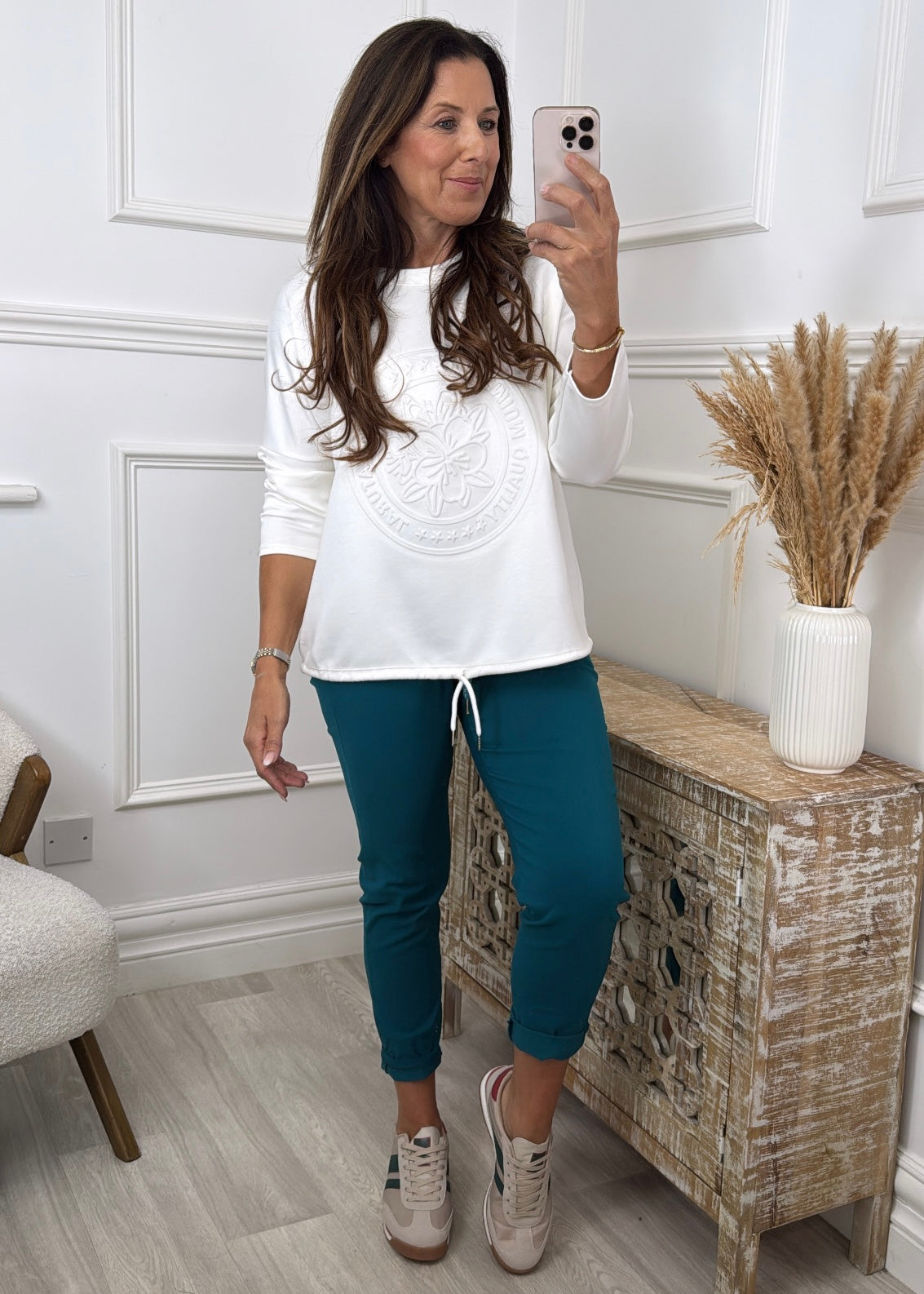 Reina Vanilla Embossed Sweat Shirt