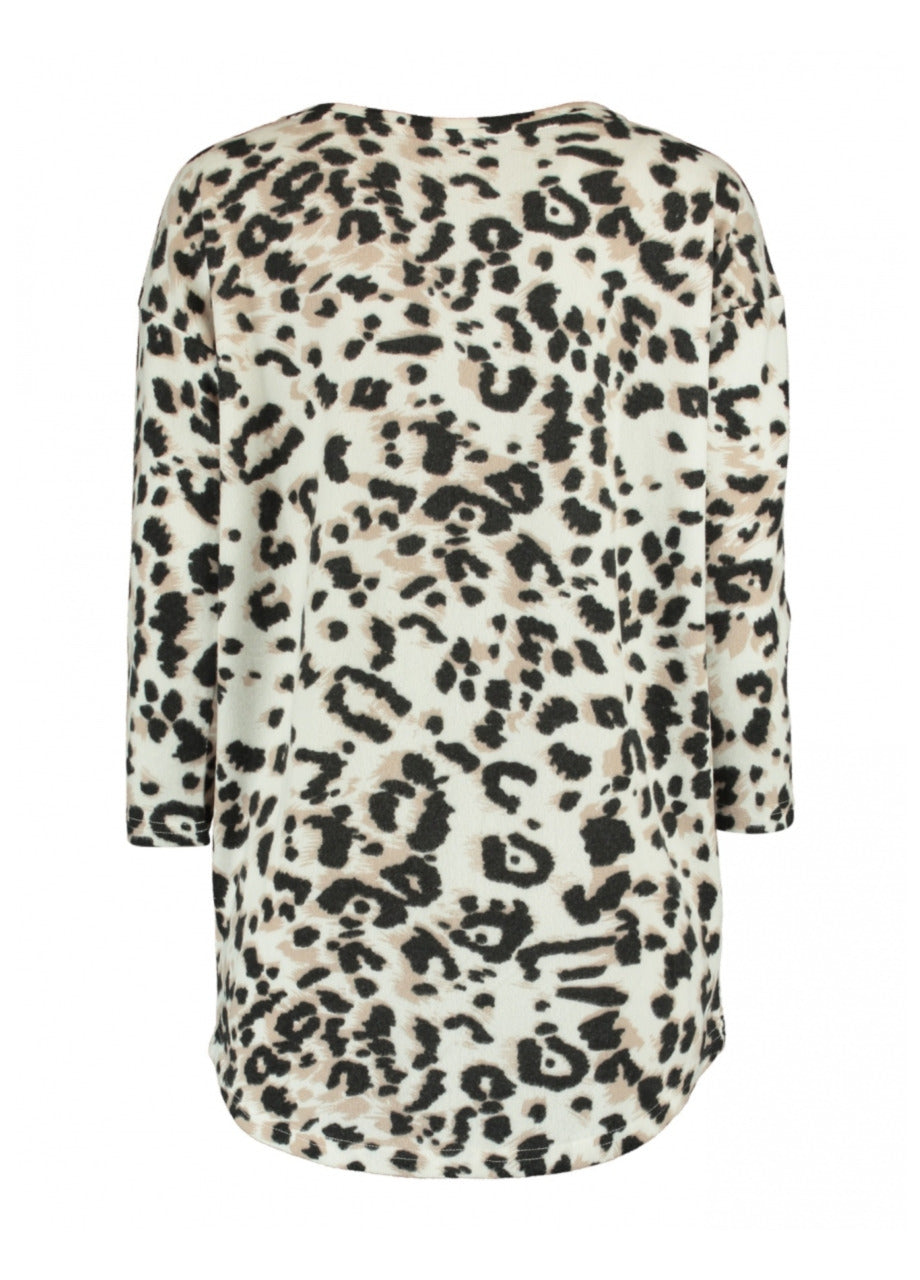 Mia Offwhite Leo Print Knit Top