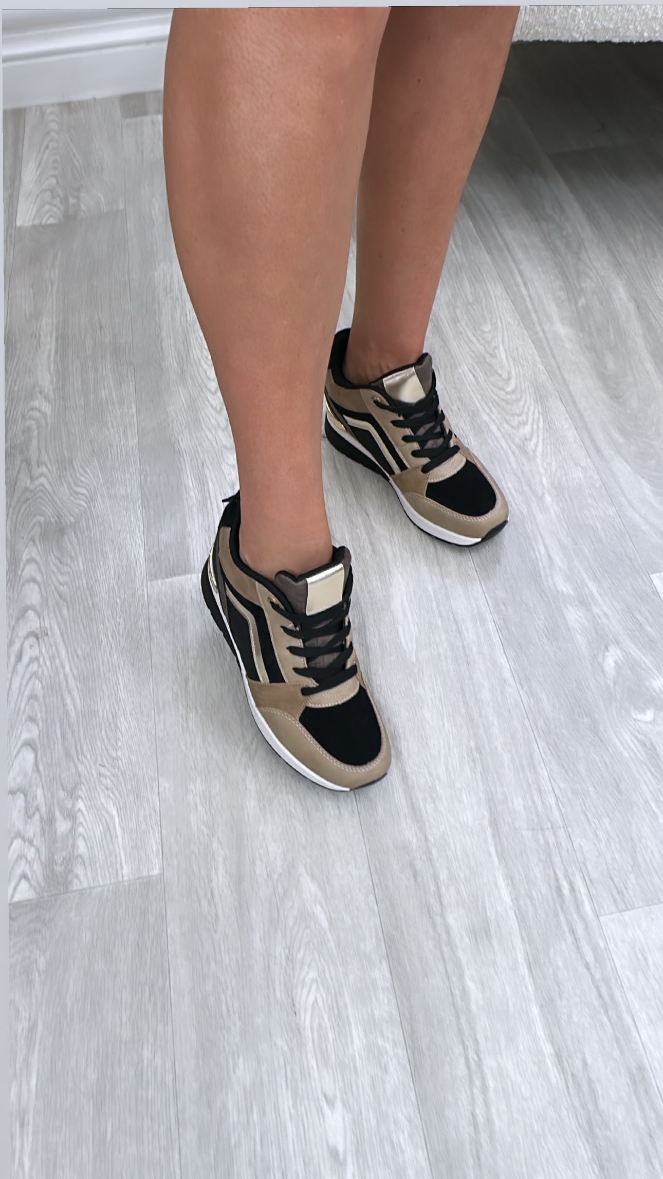 Lynn Black Wedge Trainers