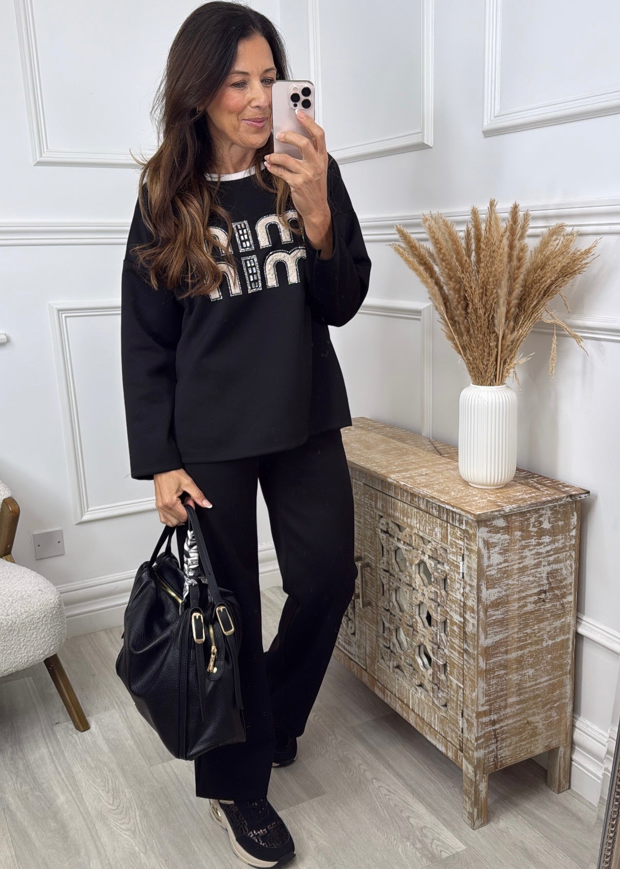 Blaithin Black Lounge Set