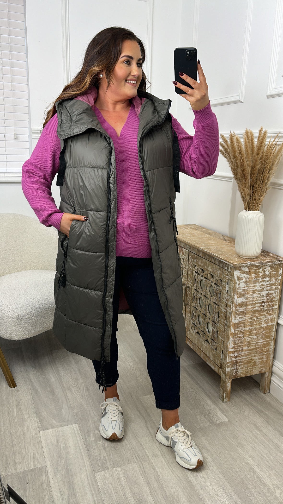 Claudelle Berry V Neck Pullover