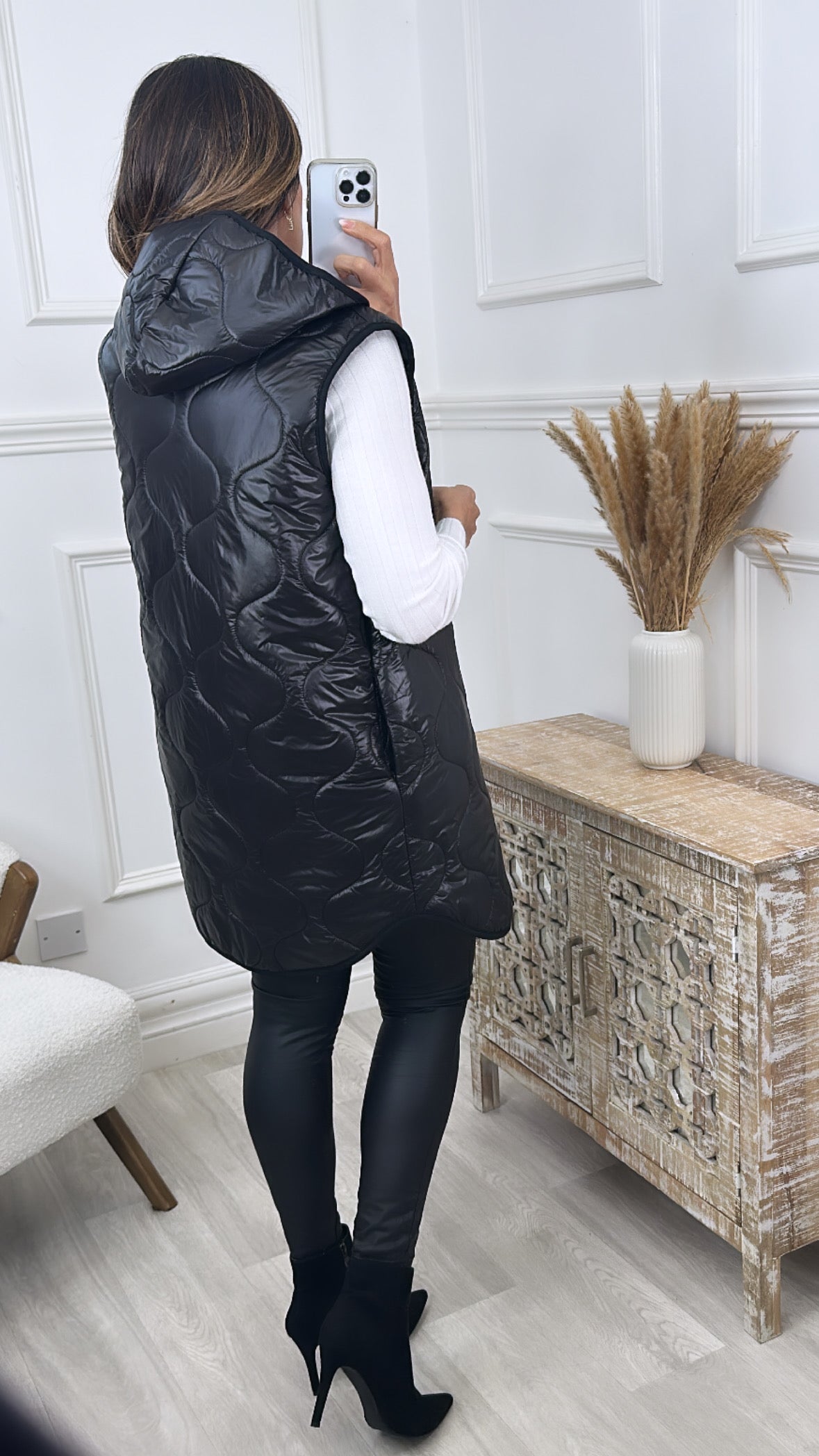 Blaithin Black Quilted Gilet