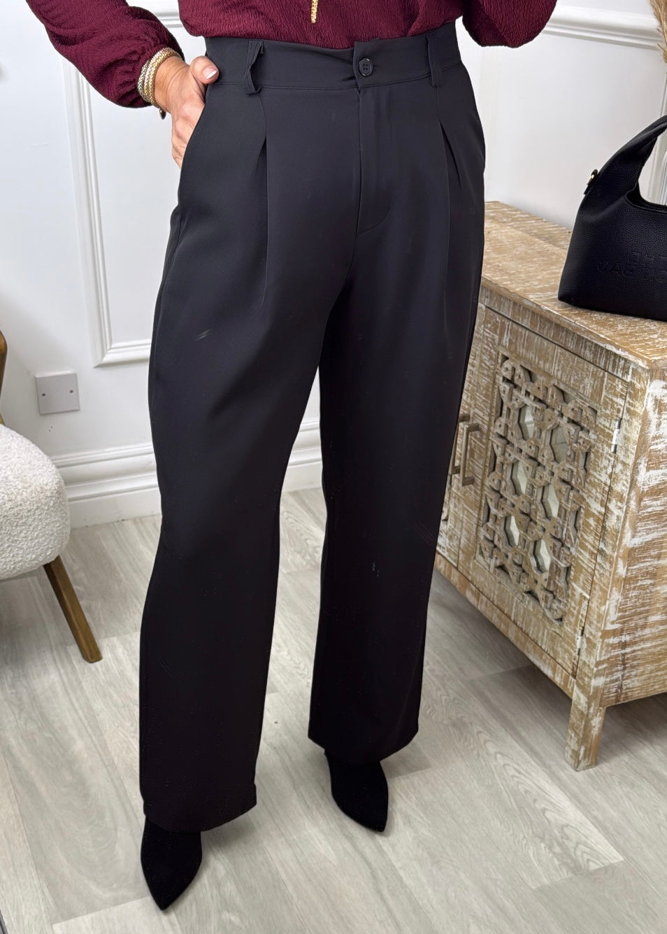 Ariya Black Wide Legged Pants