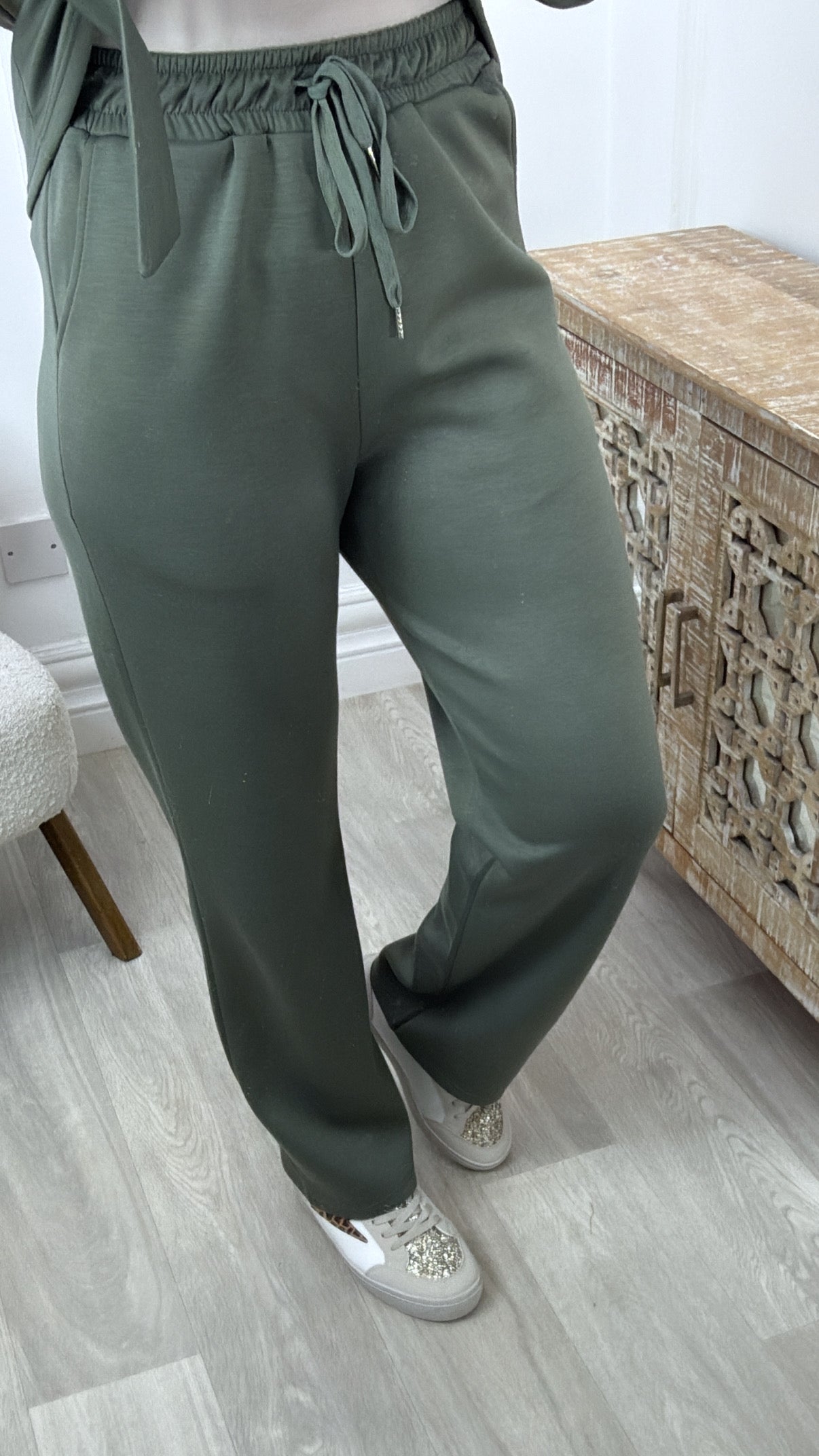 Erin Khaki Side Knot Set