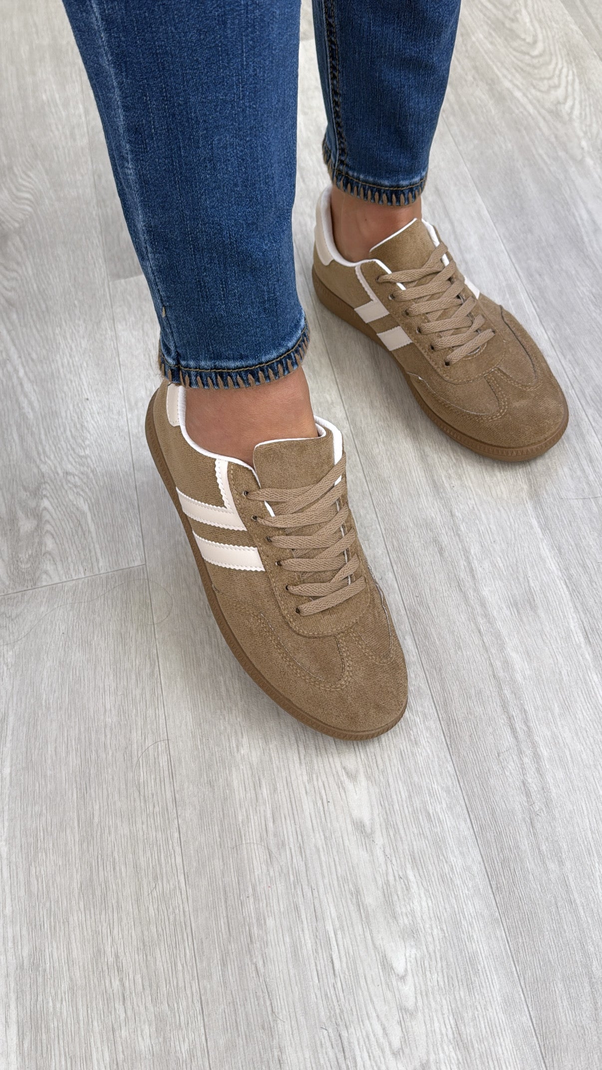 Winona Camel Lace Up Sneakers