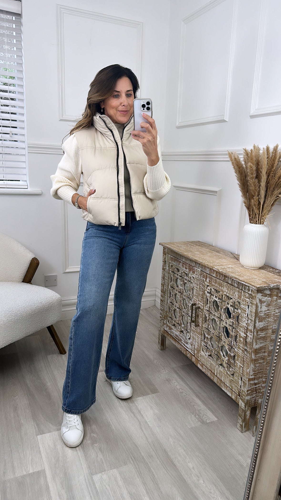 Klea Oatmeal High Neck Short Gilet