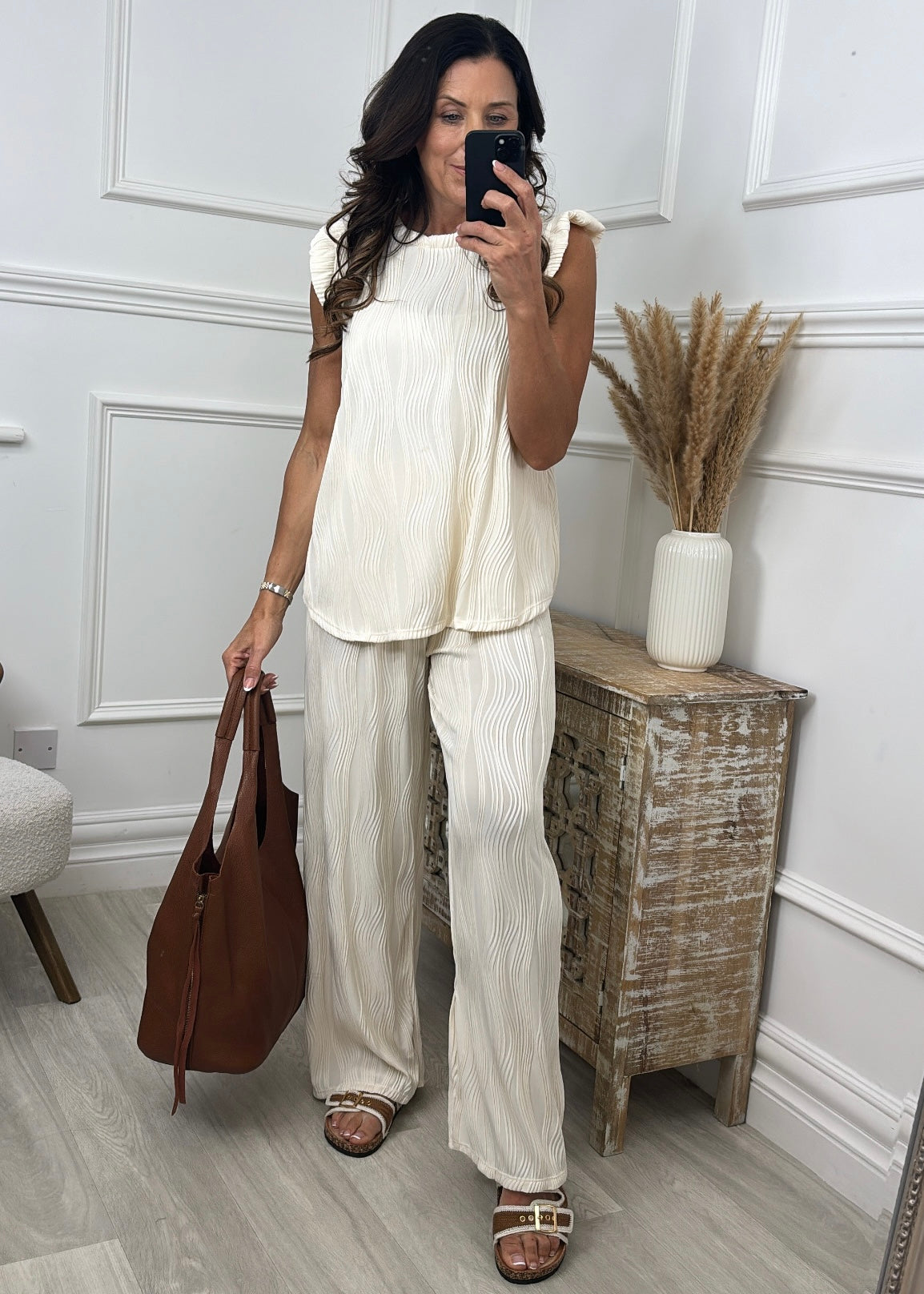 Janice Cream Textured Set