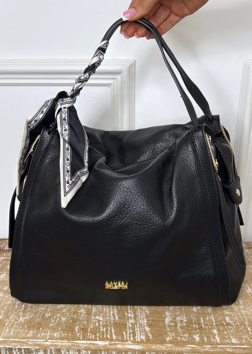 Carlota Black Tote Bag