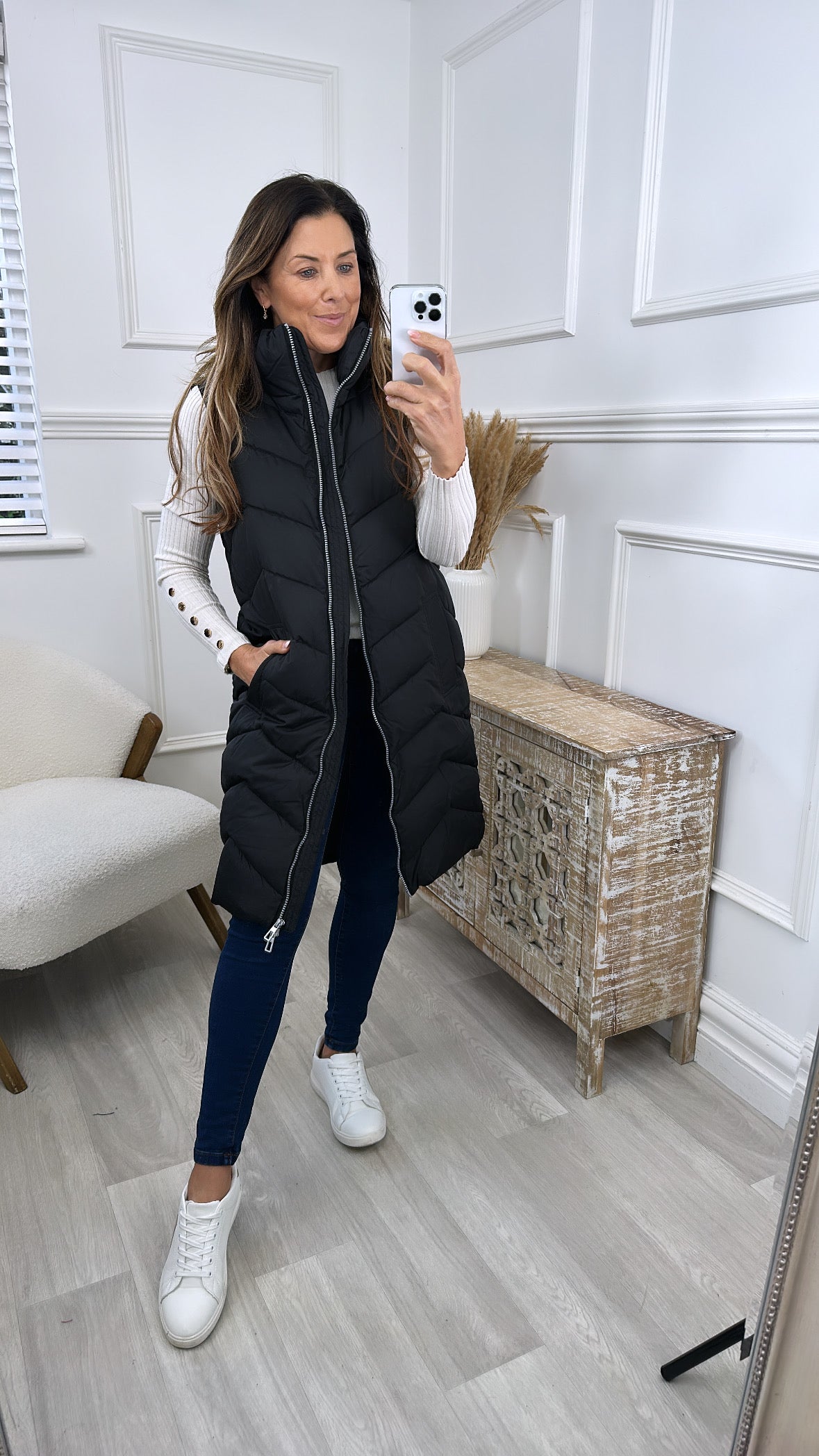 Liga Black Funnel Neck Gilet