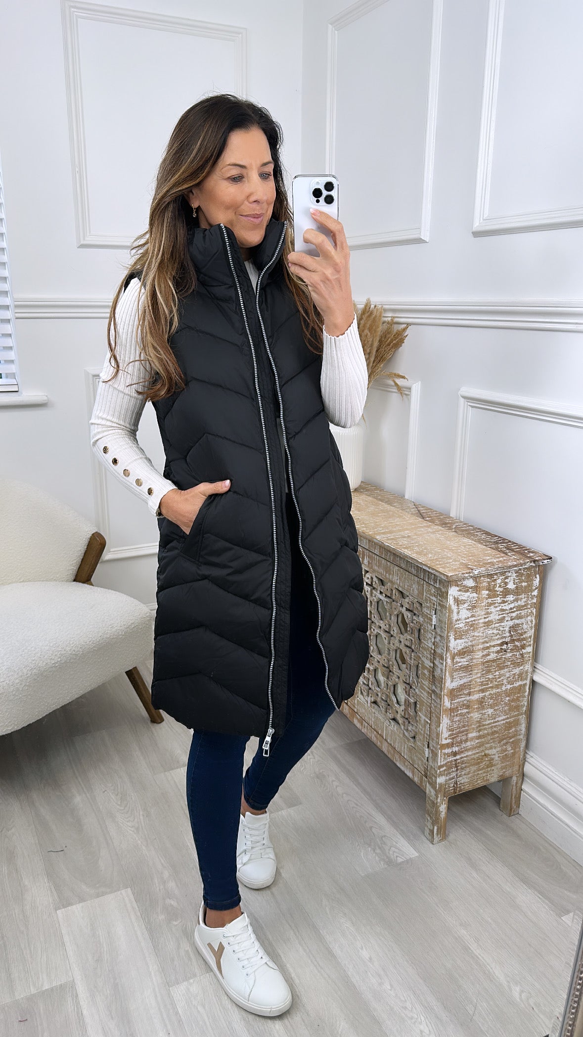 Liga Black Funnel Neck Gilet