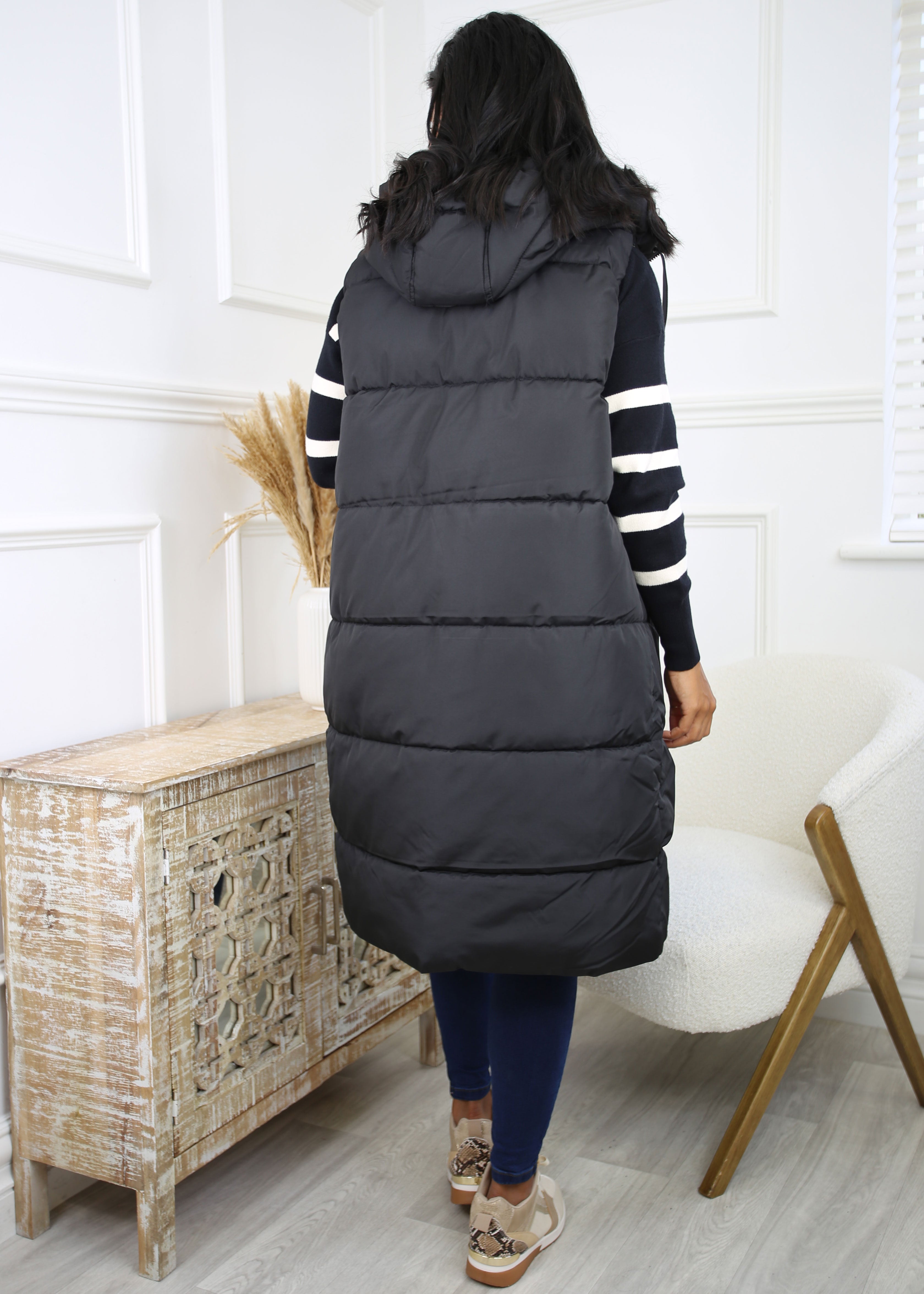 Ligaane Black High Neck Gilet