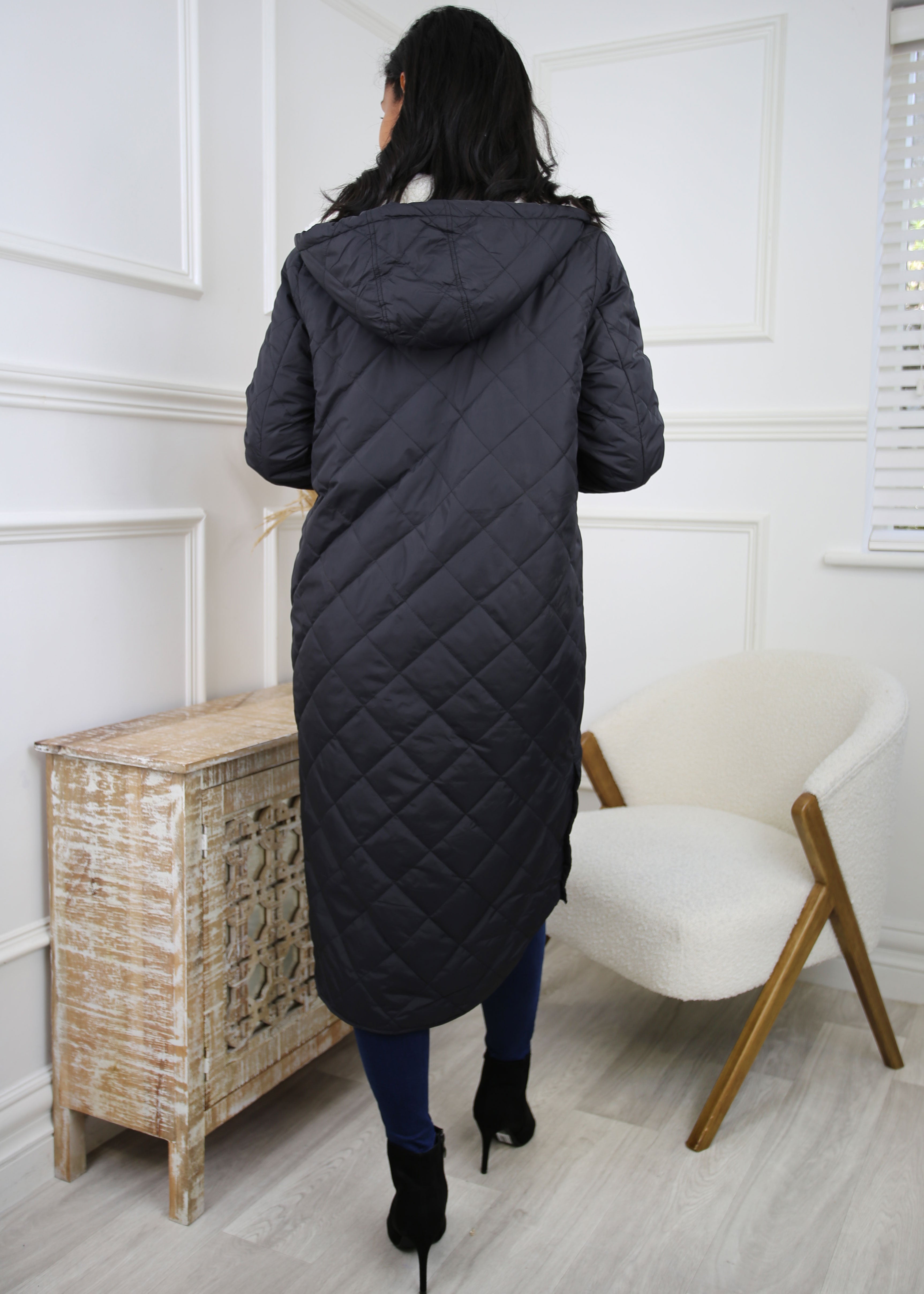 New Sandy Black Quilt Coat