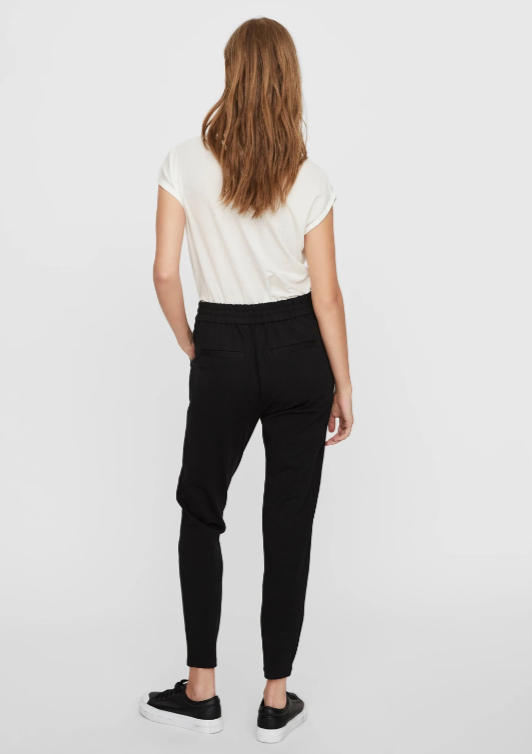 Eva Black Mid Rise Pants