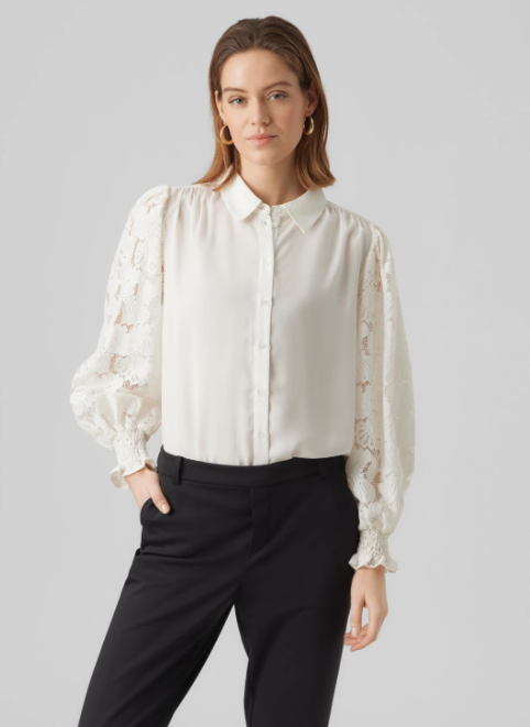 Cabena Cloud White Lace Sleeve Shirt