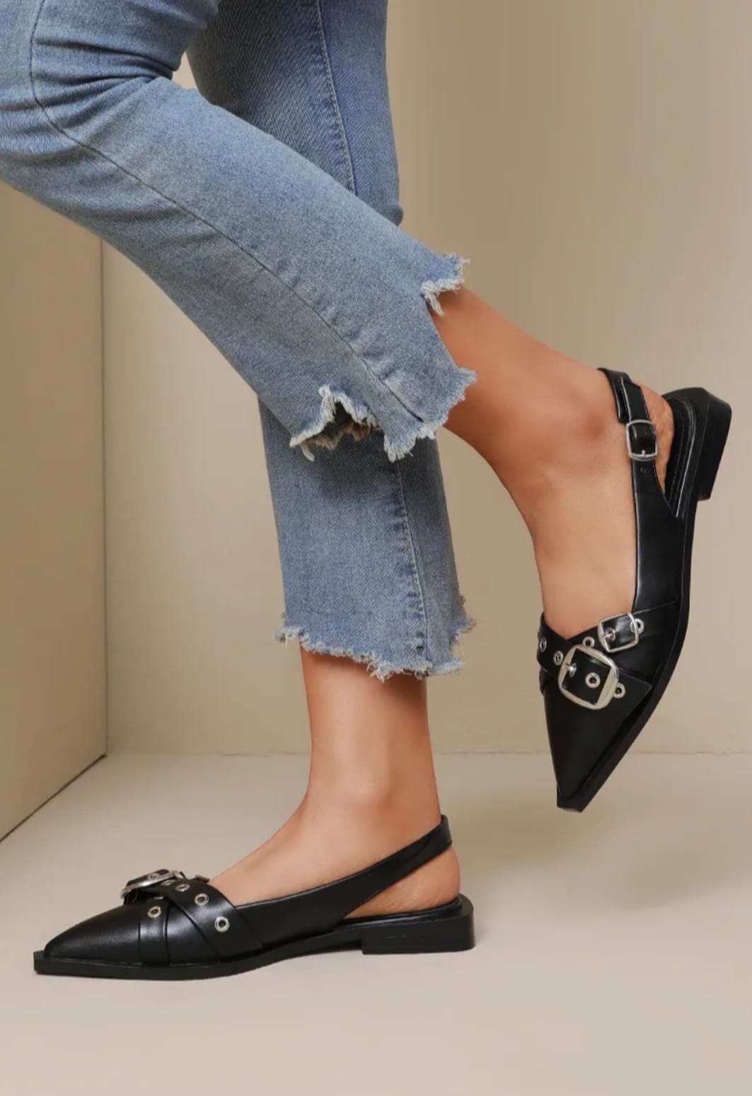 Zola Black Pointed Slingback Loafers
