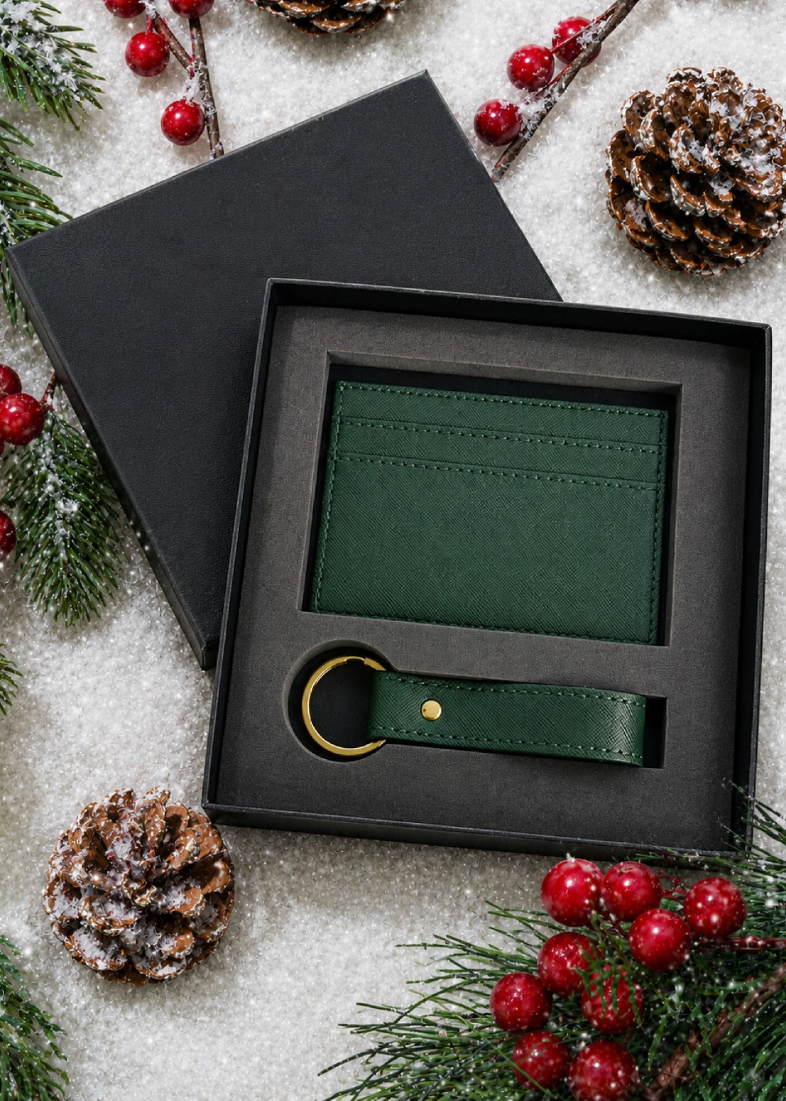 Card Holder & Keyring Gift Set Green
