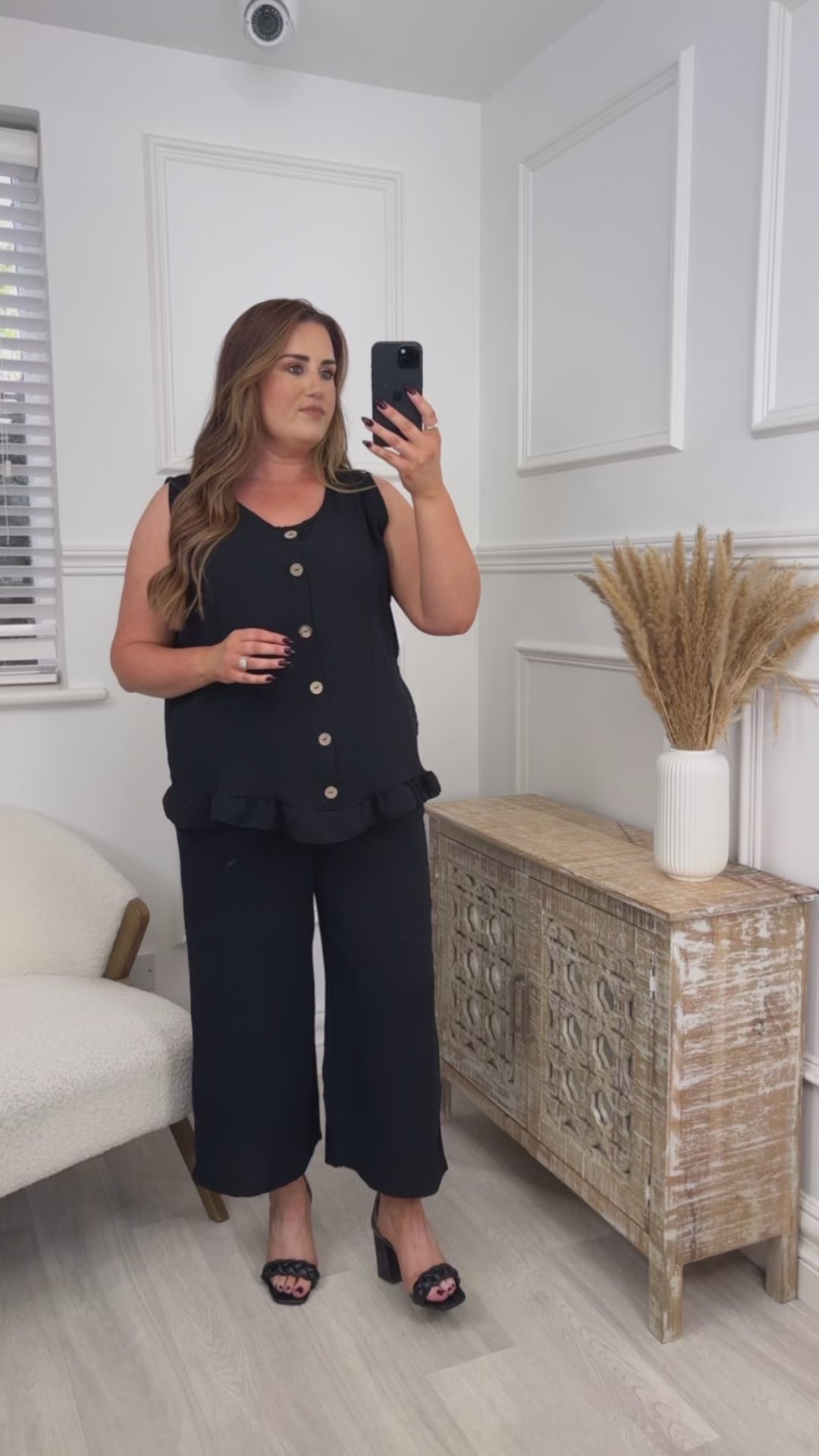 Nessa Black Frill Detail Set