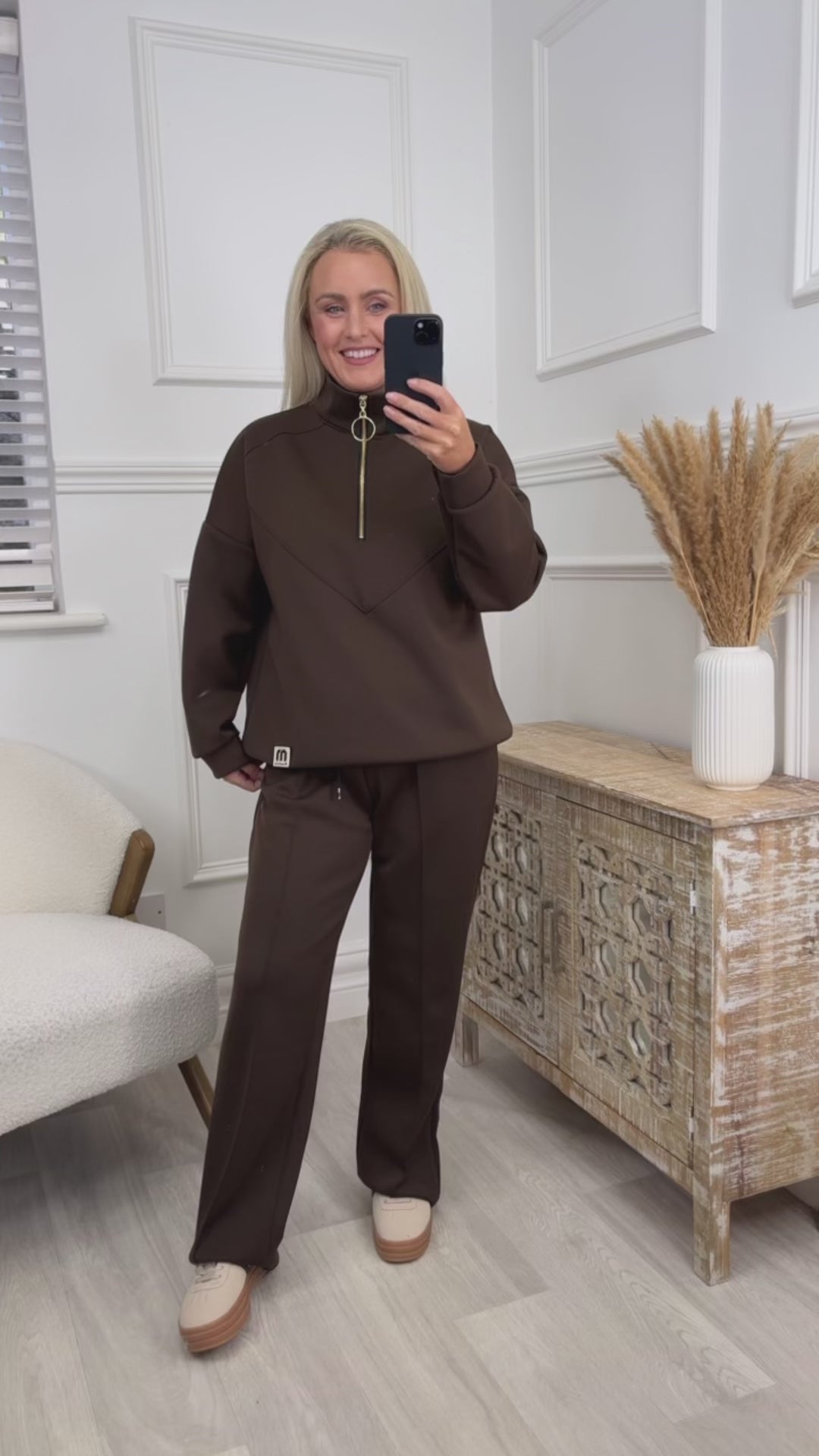 Daisy Brown Seam Detail Set