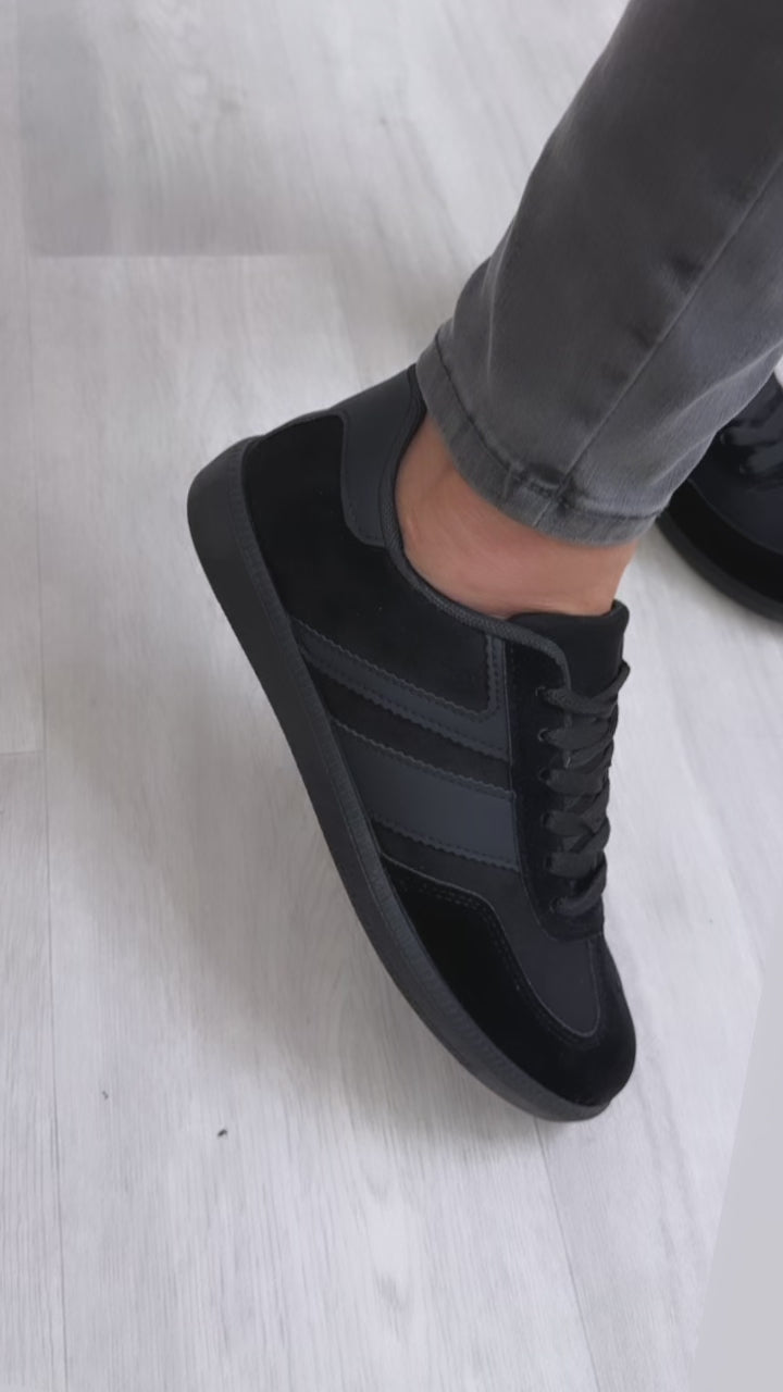 Larsa Black Lace Up Sneakers