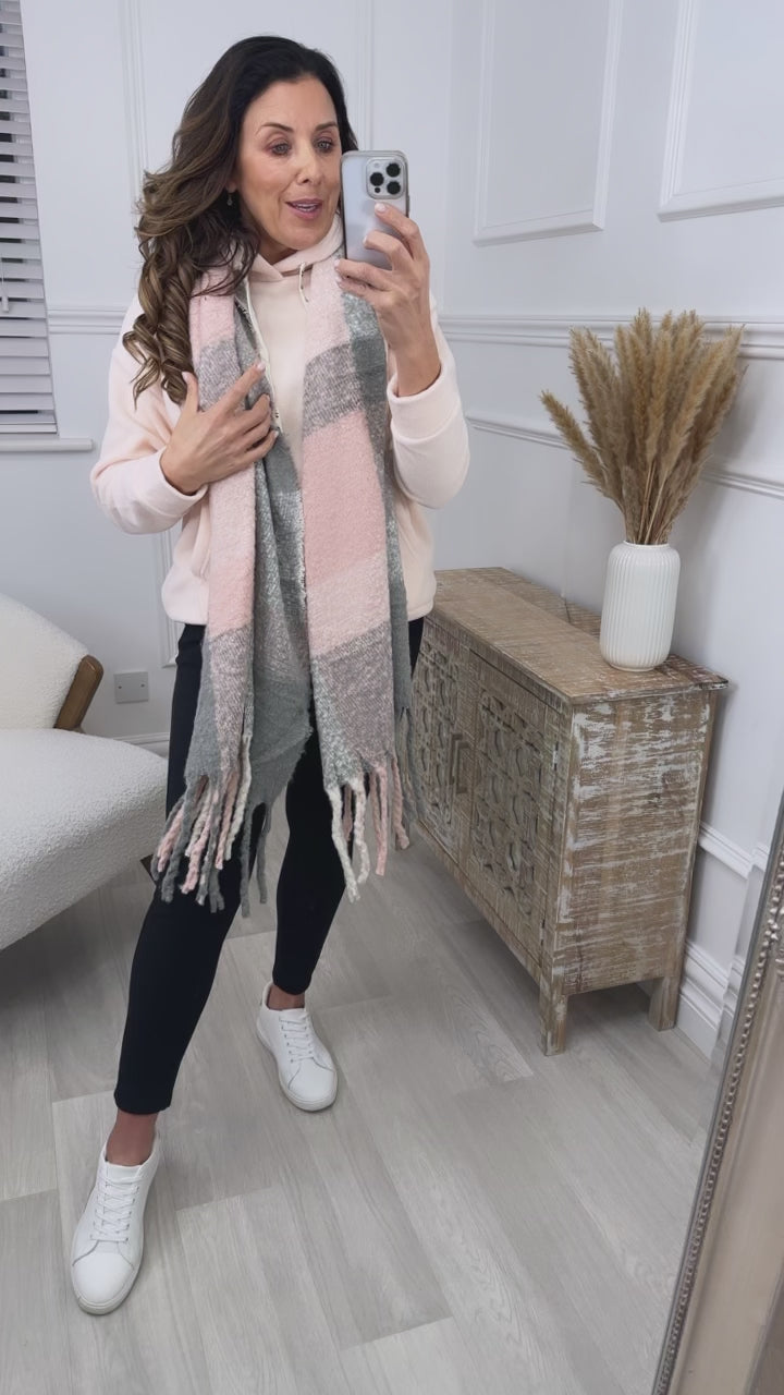 Daphne Rose Soft Scarf