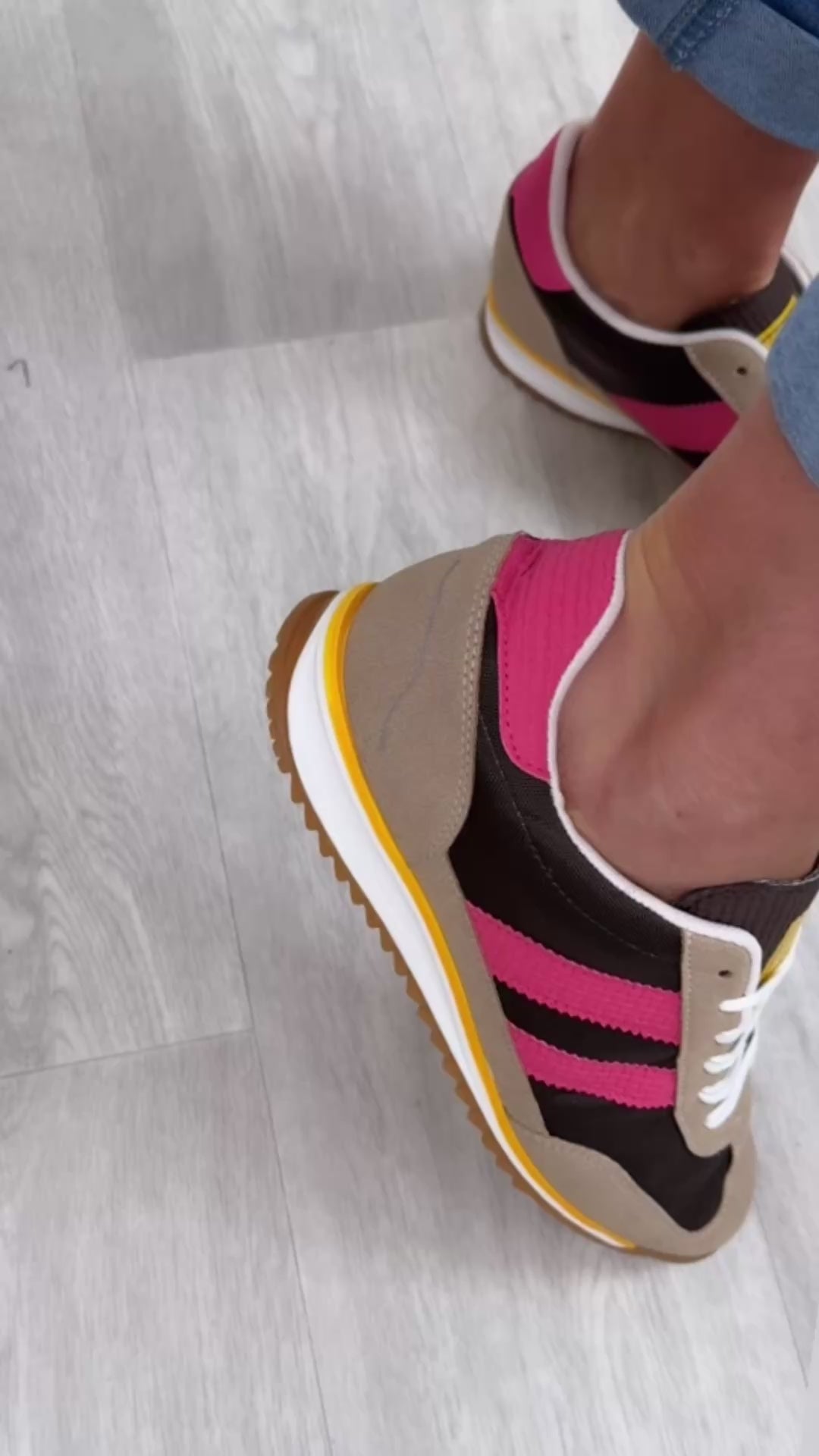 Fergy Rose Stripe Mocha Trainers