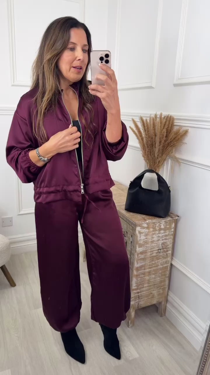 Latina Wine Balloon Pants
