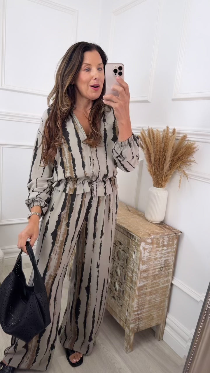 🖤Pre Order🖤 Cadhla Beige Stripe 2 Piece Set