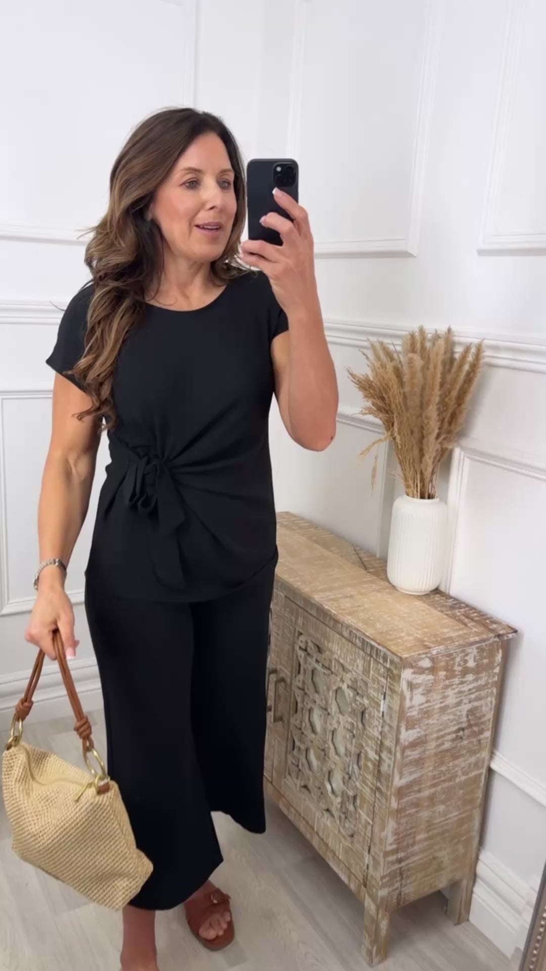 Hilary Black Side Knot Set