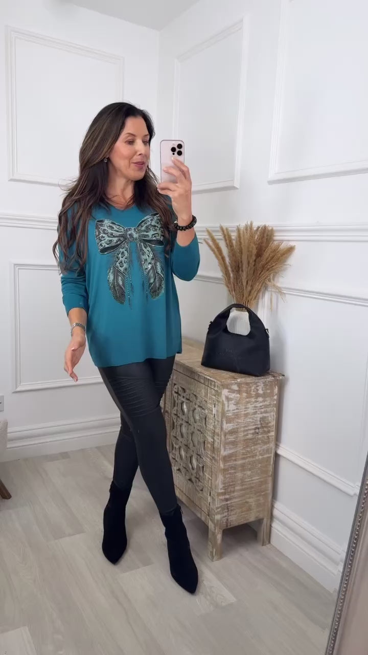 Barbara Teal Leopard Bow Design Knit