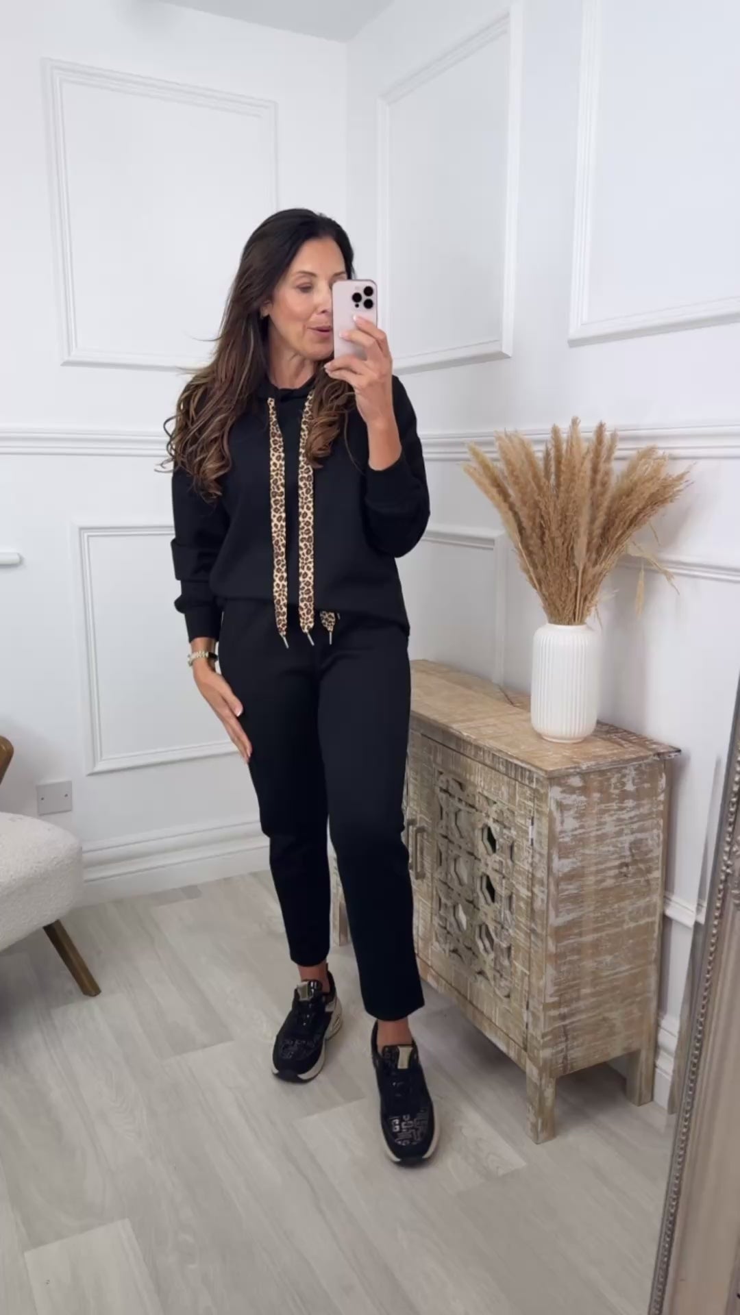 Gillian Black Leopard Detail Set