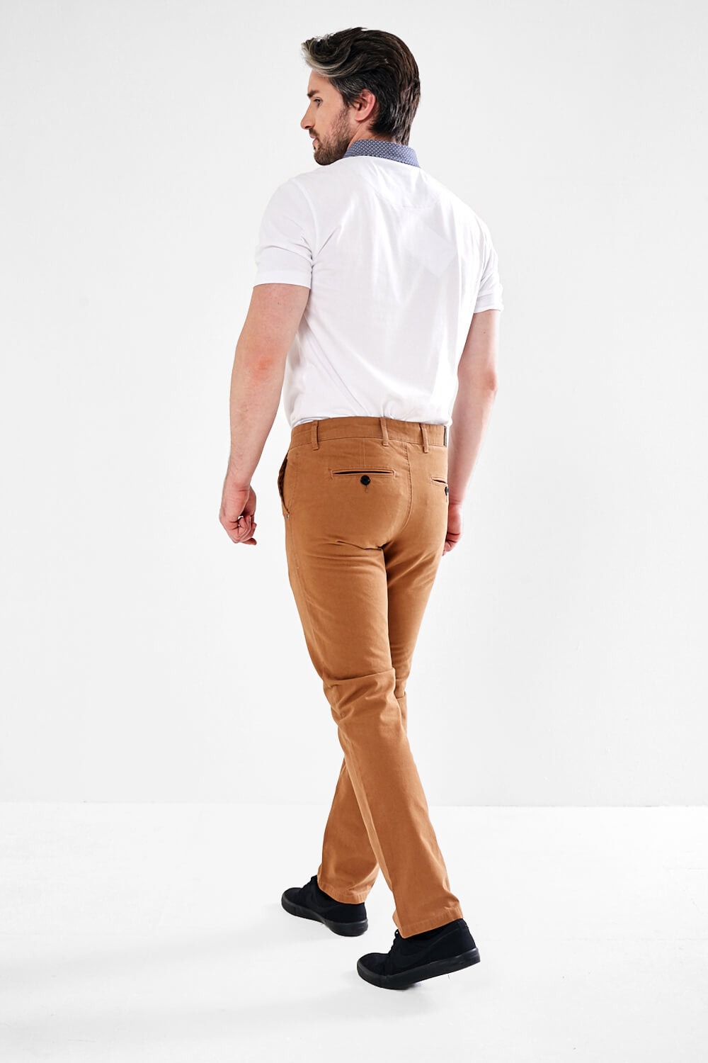 Jonnie Tobacco Cotton Chinos