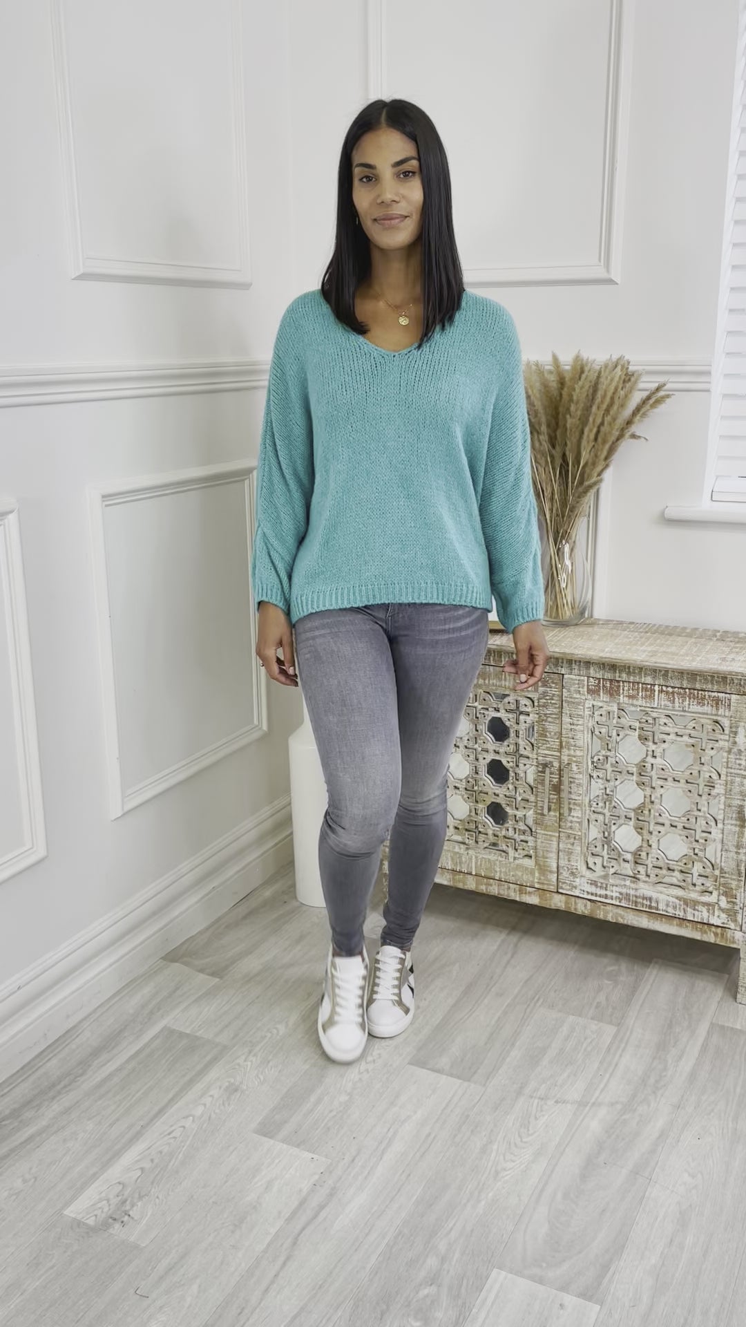 Kamalla Aqua V Neck Jumper