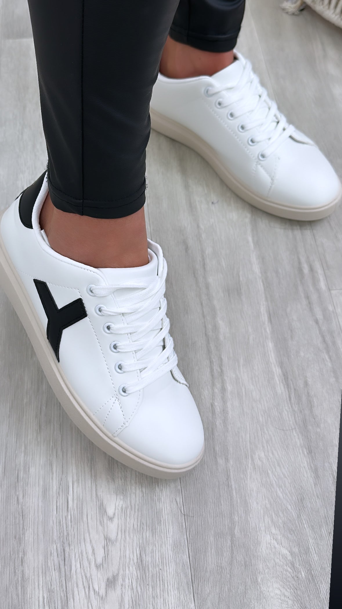Vicky Black Heel Trainers