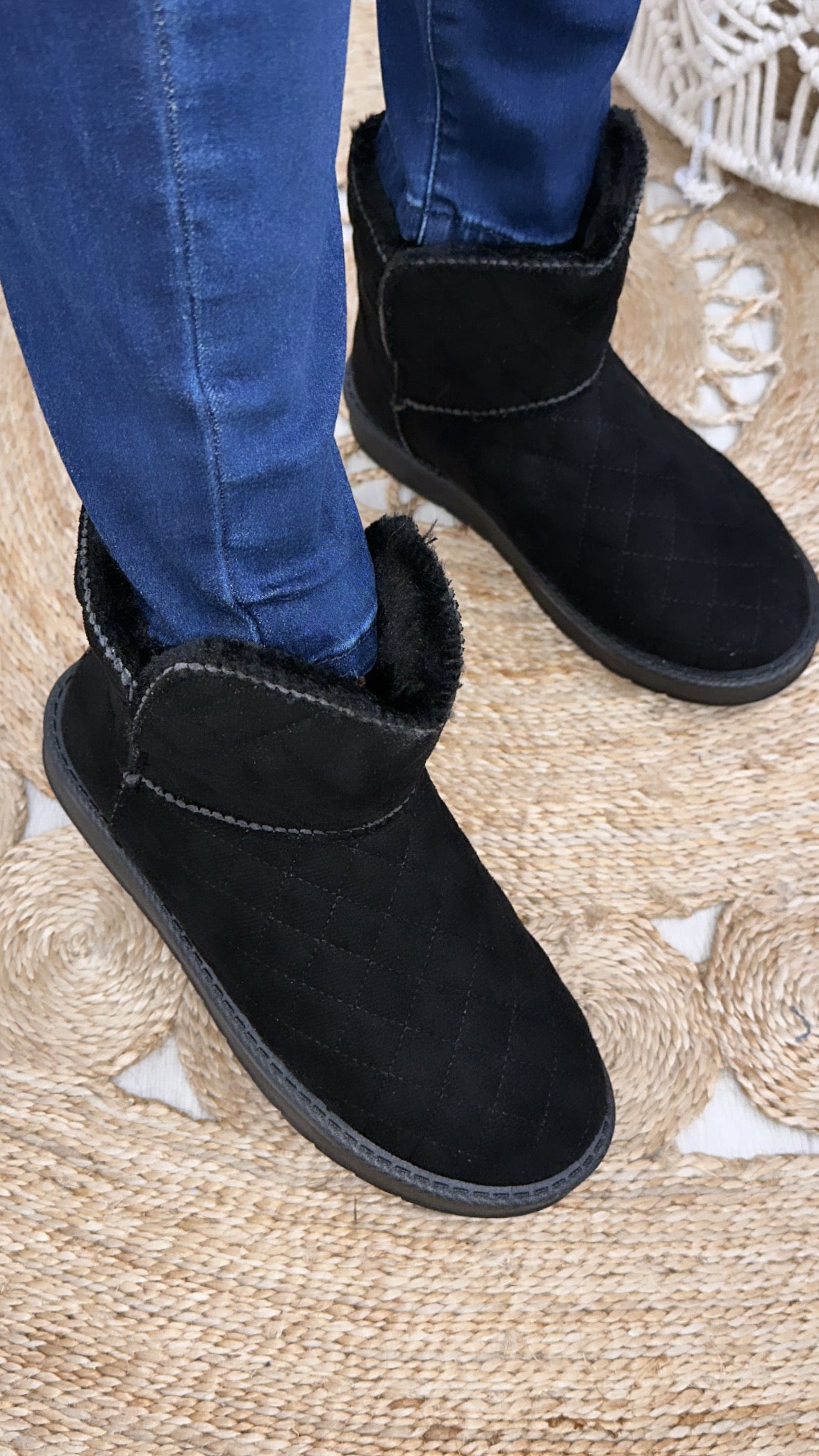 Glenda Black Faux Fur Boots