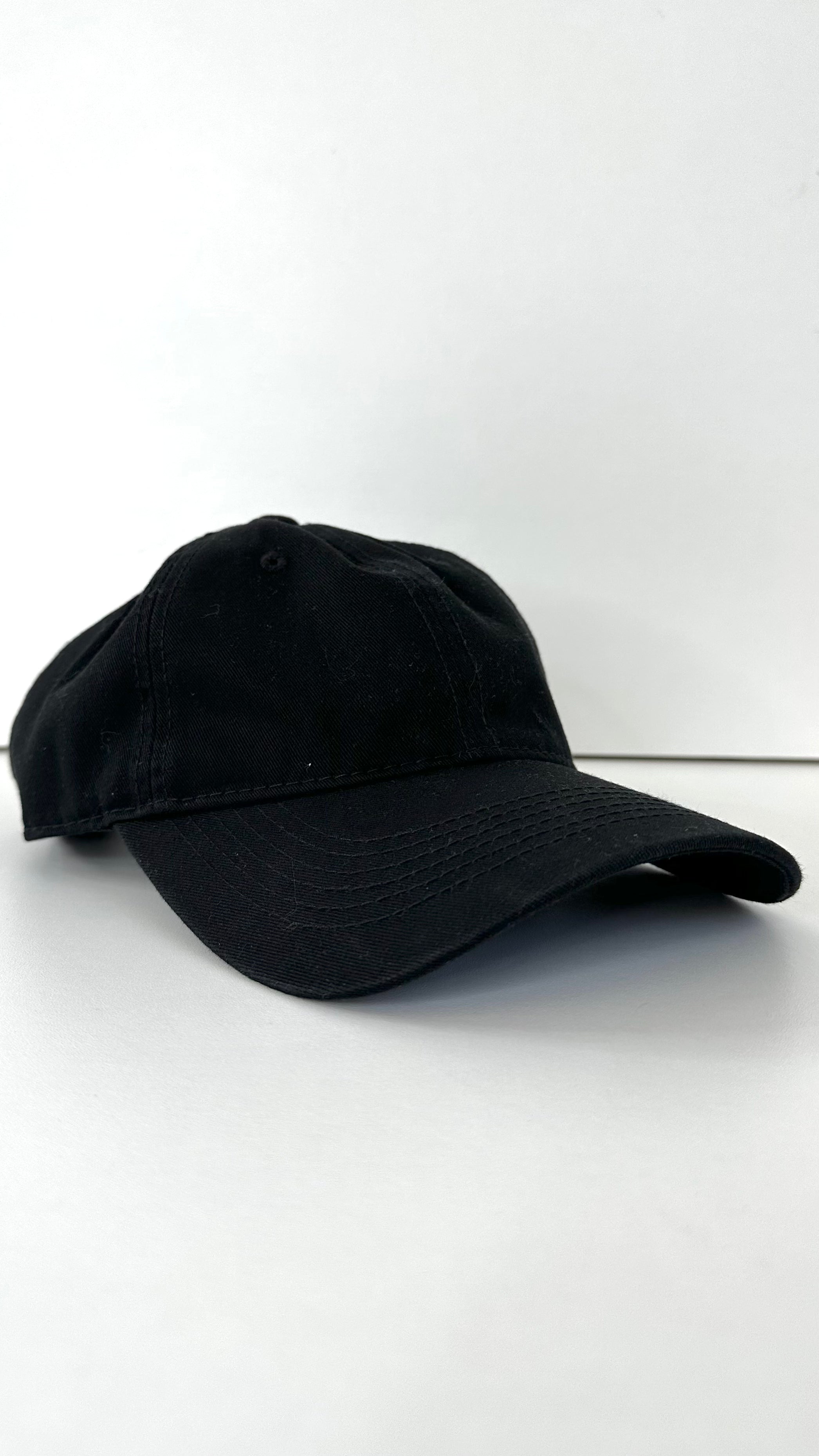 Shakira Black Baseball Cap