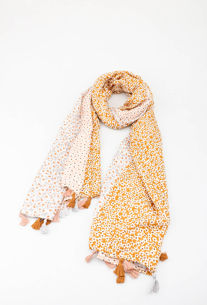 Doreen Beige Daisy Print Scarf
